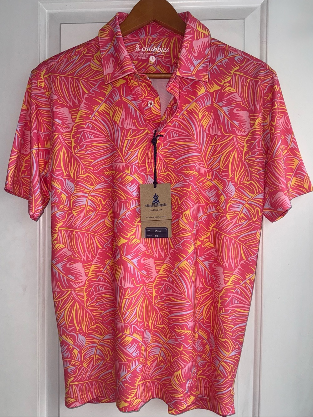 Chubbies NWT "Raz-Matazz" Modern Fit Performance Polo